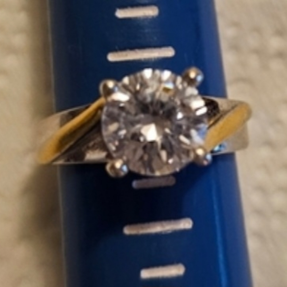 Vintage Engagement Ring Sterling Silver & Two-Tone Cut Clear CZ - Picture 3 of 6